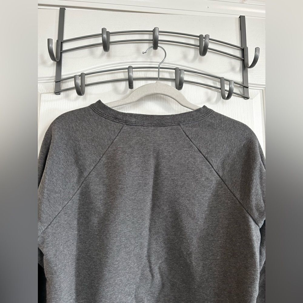 Nike Swoosh Women's Sweatshirt Sportswear Essential Logo Fleece Gray Size Small - Picture 5 of 12